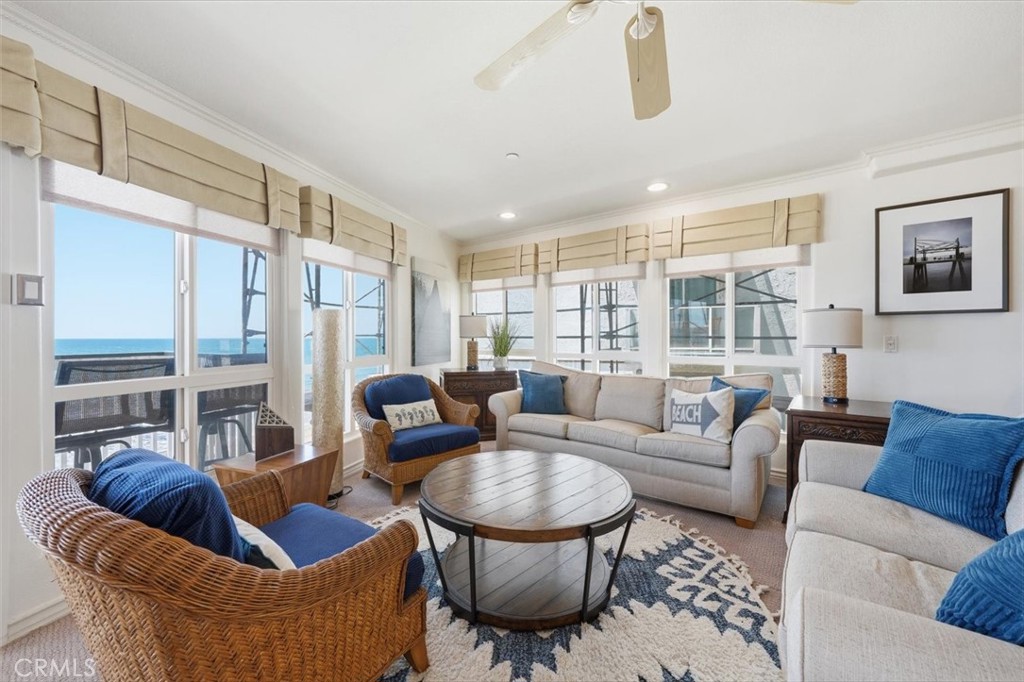 625 Esplanade 9