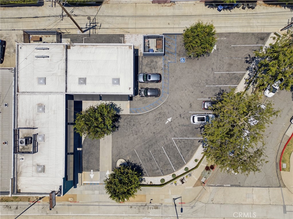 11461 W Washington