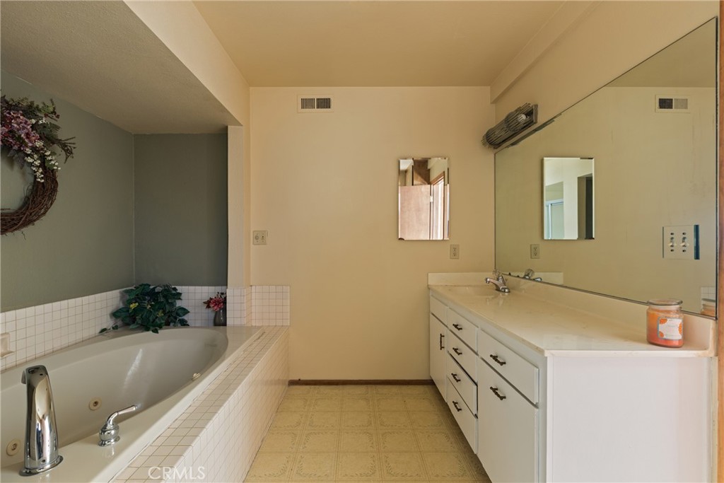 23771 Zuger Dr