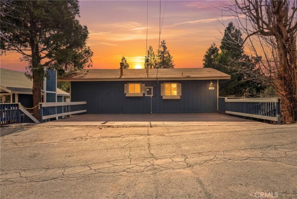 23771 Zuger Dr