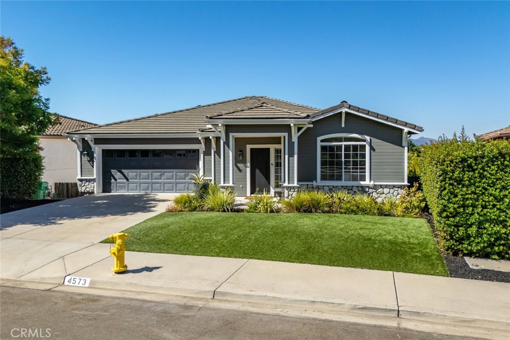 4573 Spanish Oaks