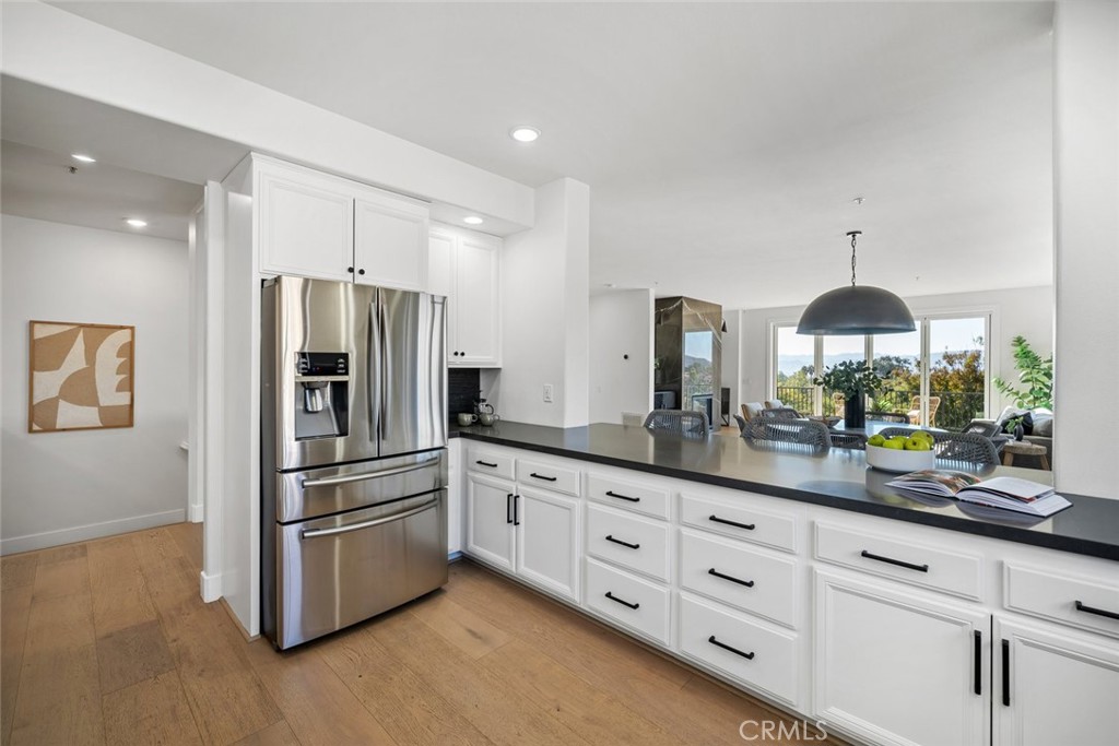4573 Spanish Oaks