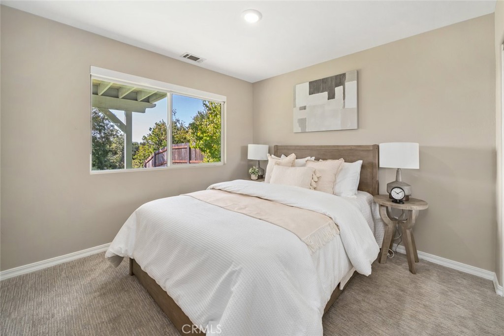 4573 Spanish Oaks