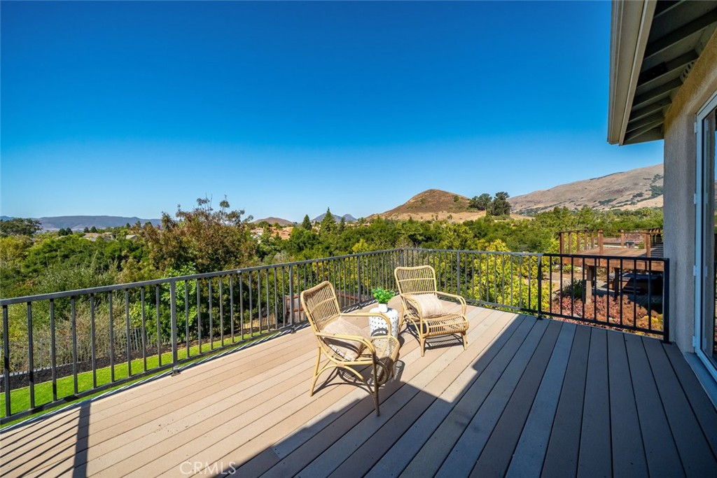 4573 Spanish Oaks