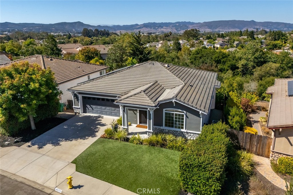 4573 Spanish Oaks