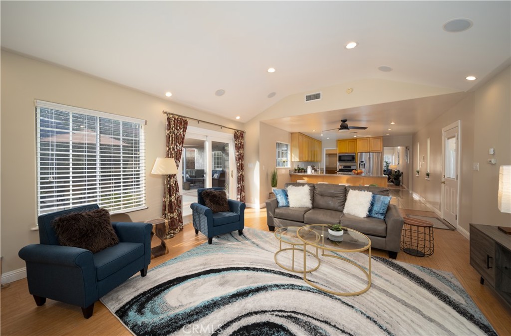 22522 Dolorosa Street