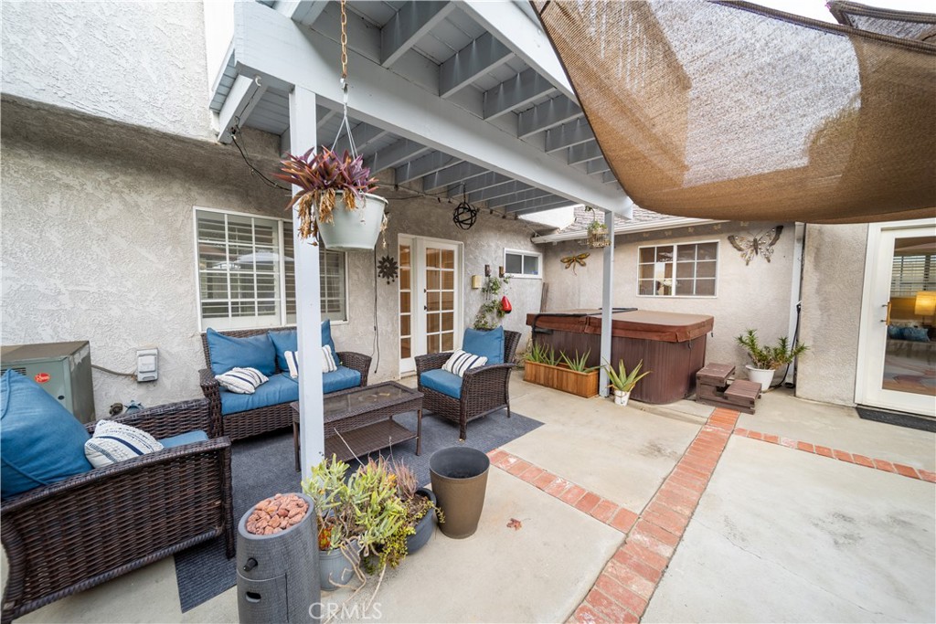 22522 Dolorosa Street