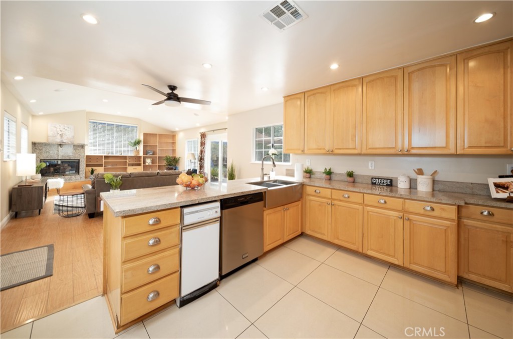 22522 Dolorosa Street