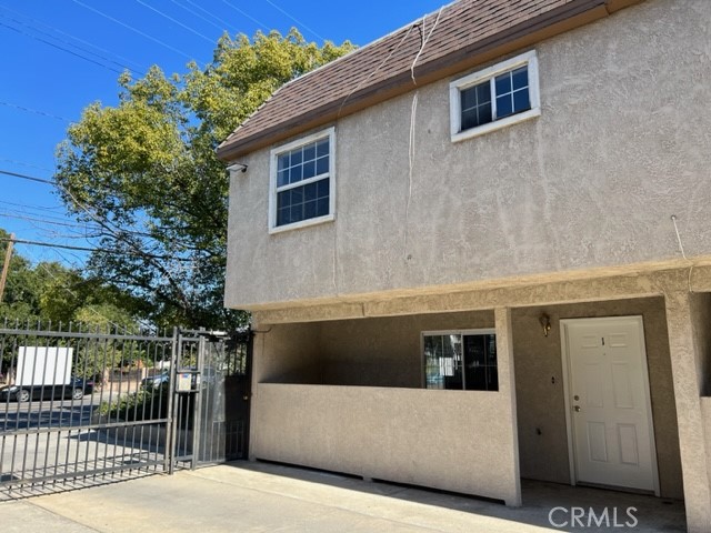 11254 Oxnard Street 1