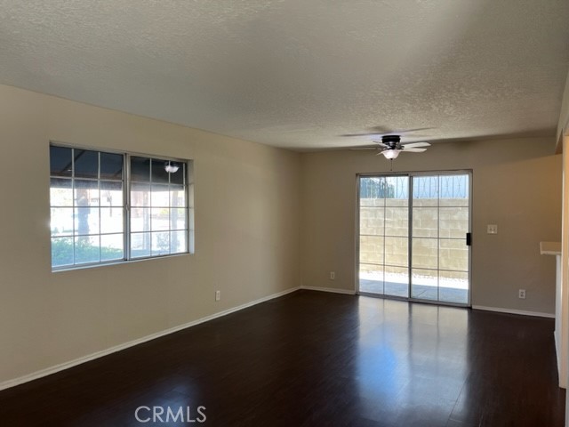 11254 Oxnard Street 1