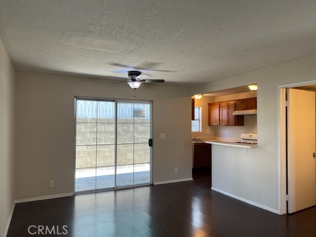 11254 Oxnard Street 1