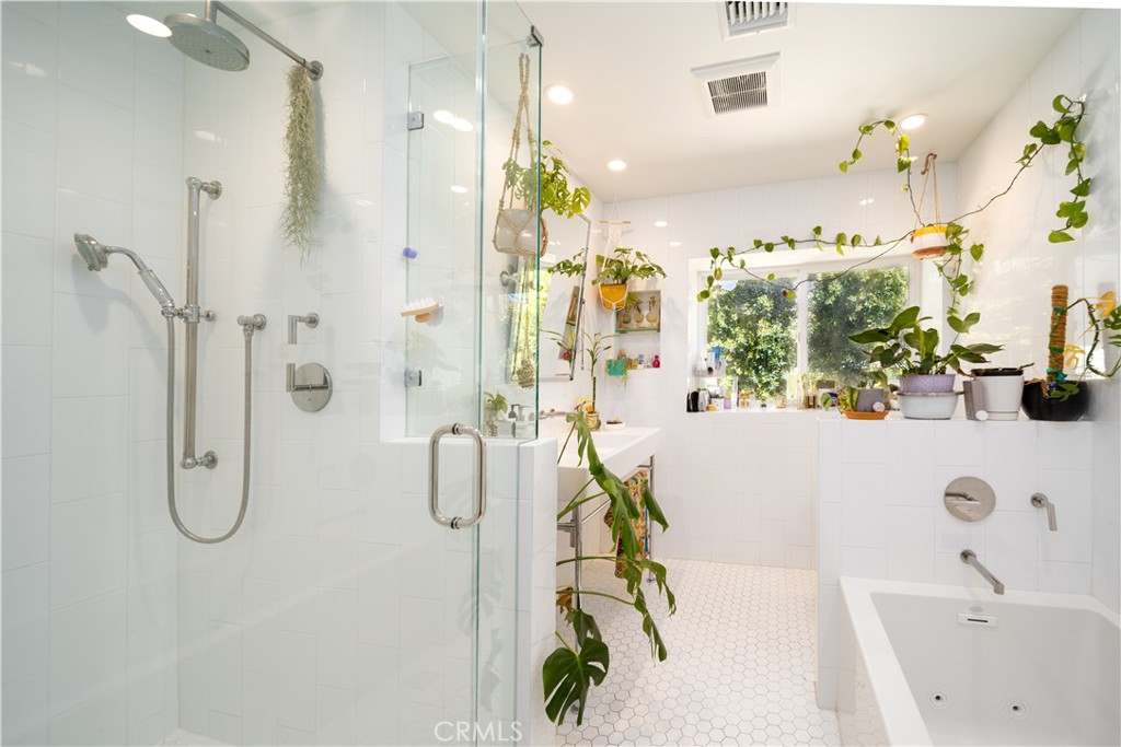 23443 Hatteras Street