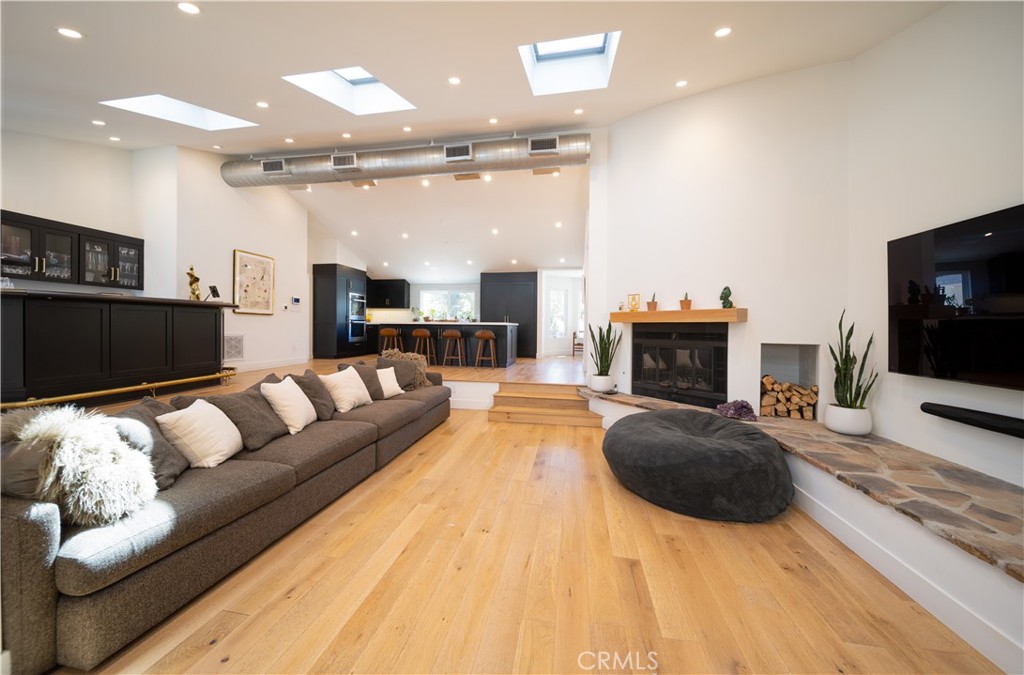 23443 Hatteras Street