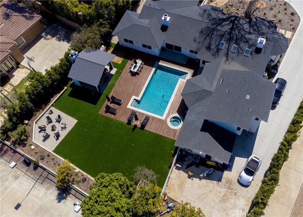 23443 Hatteras Street