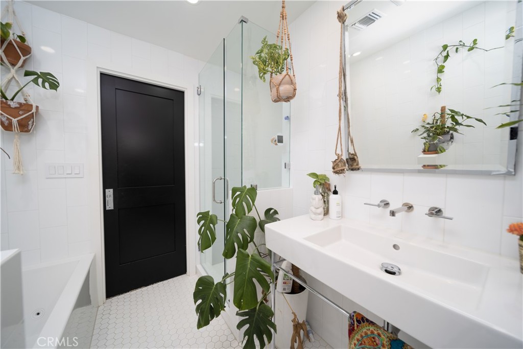 23443 Hatteras Street