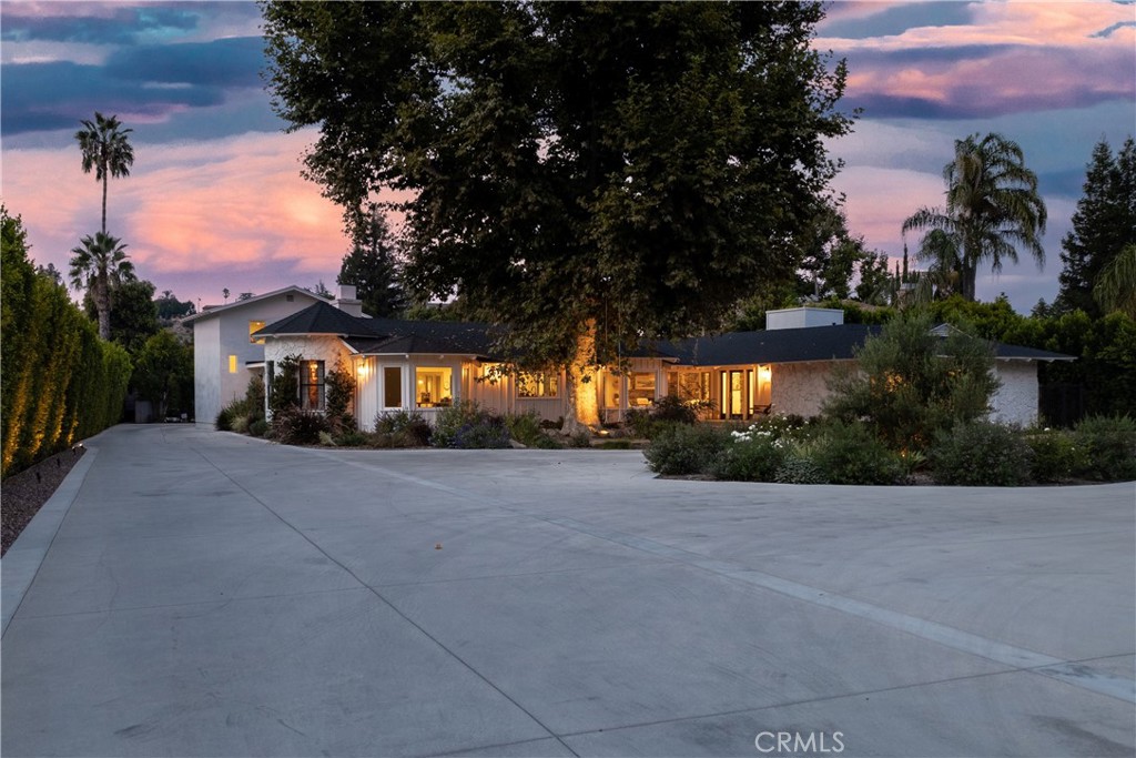 23443 Hatteras Street