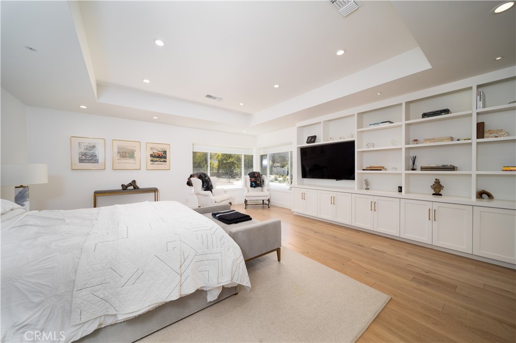 23443 Hatteras Street