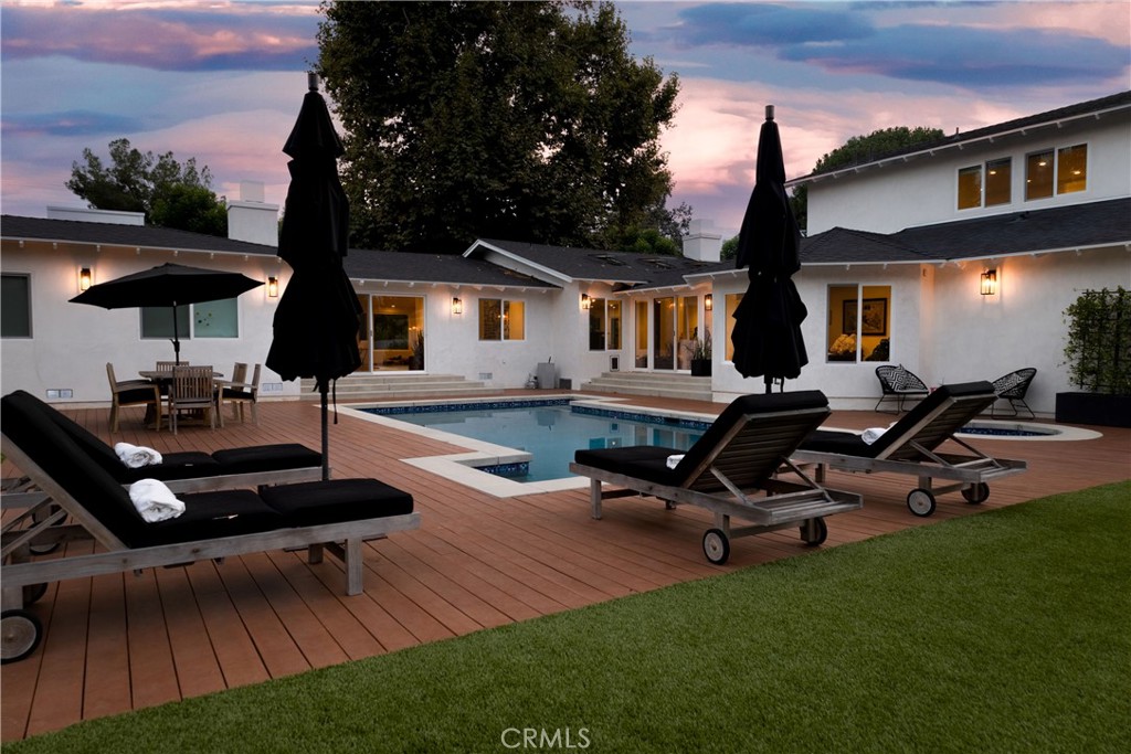 23443 Hatteras Street