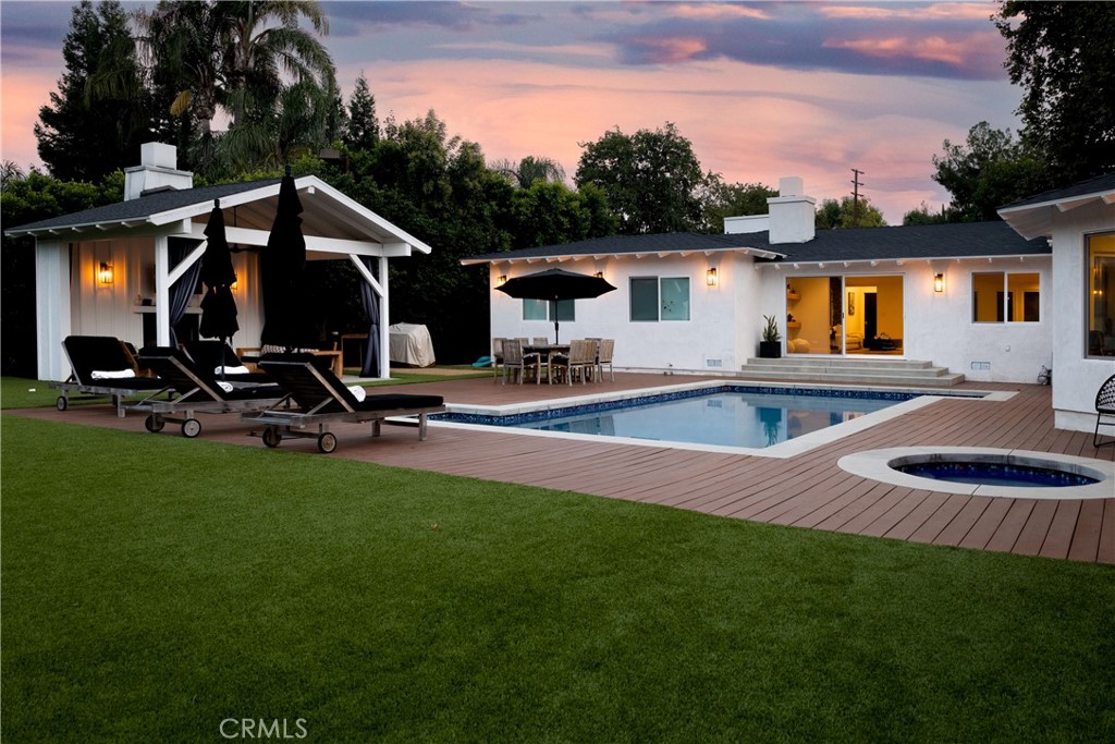 23443 Hatteras Street