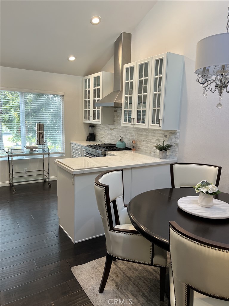 22330 Victory Boulevard 306