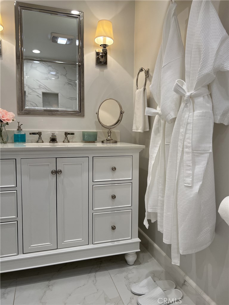 22330 Victory Boulevard 306