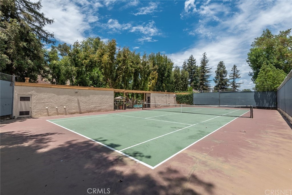 22330 Victory Boulevard 306