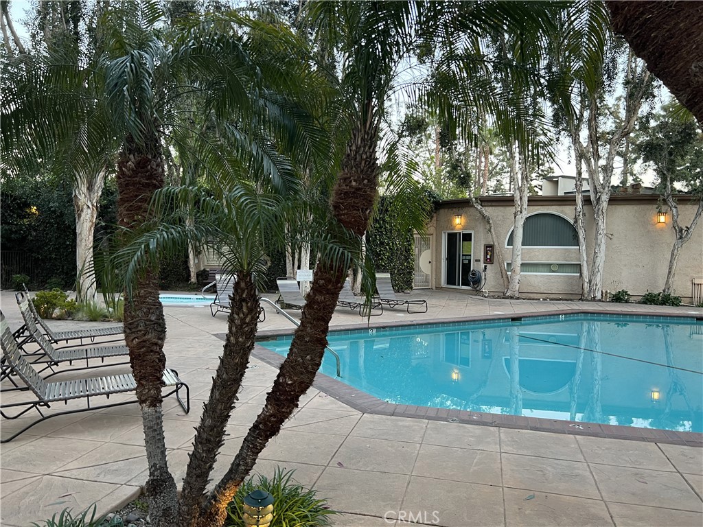 22330 Victory Boulevard 306