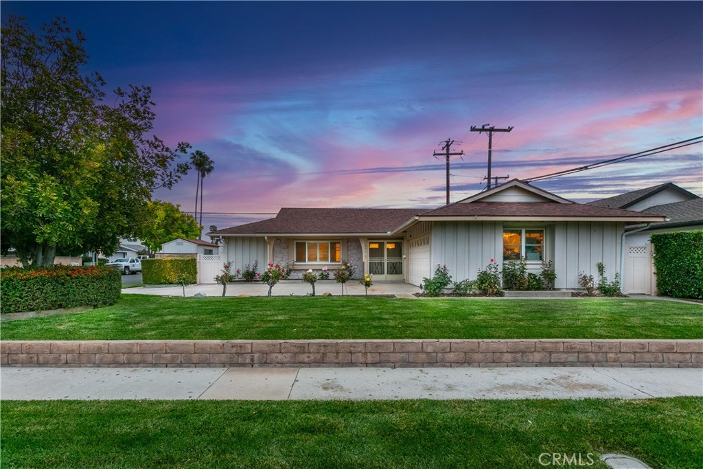 1690 Loma Drive