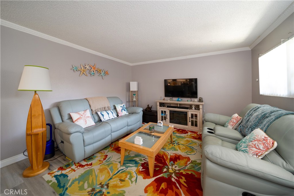 21602 Belshire Ave 5