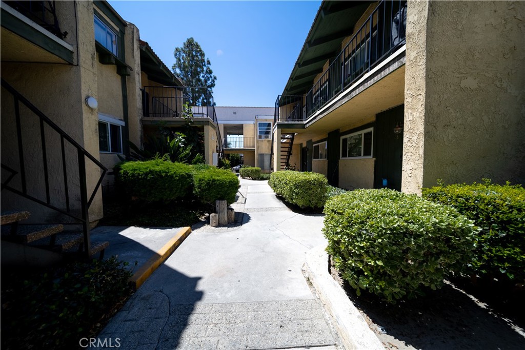 21602 Belshire Ave 5