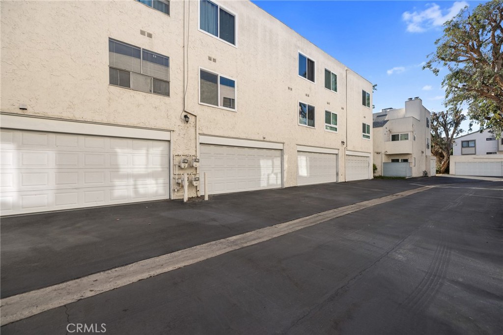 18411 Hatteras Street 120