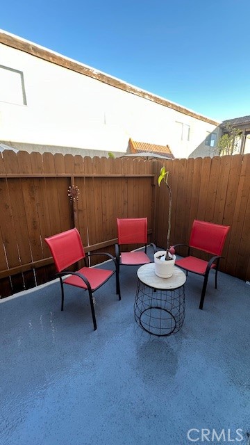 610 W Regent Street 4