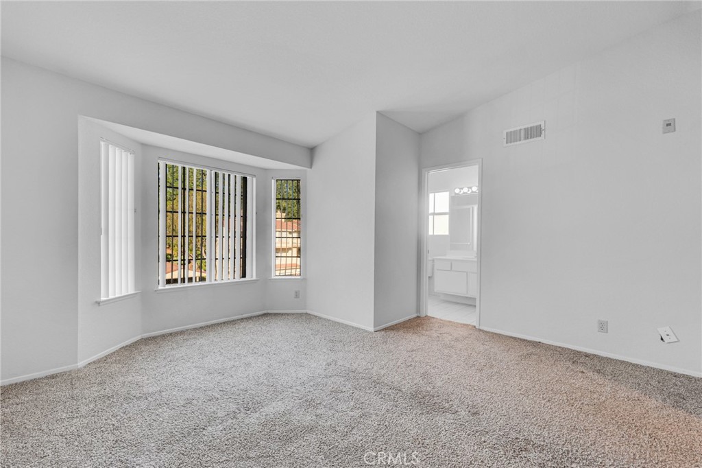 5780 Freebird Lane 102