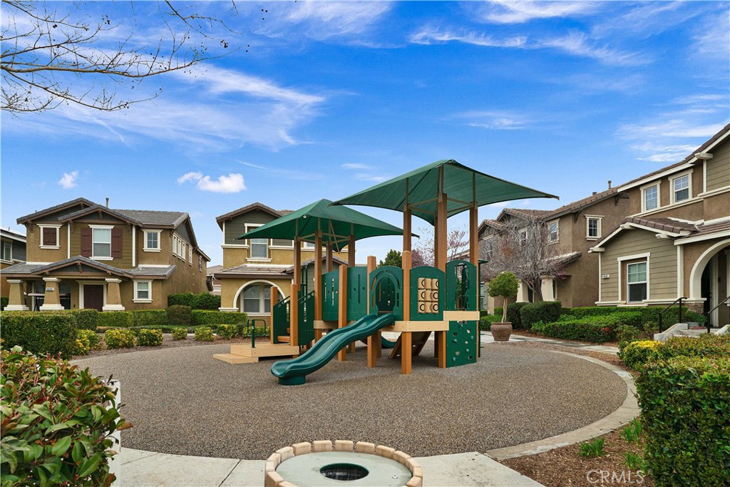 2657 Greenwood Court