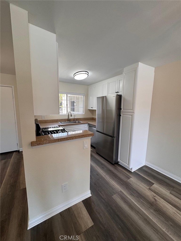 5565 Canoga Avenue 307