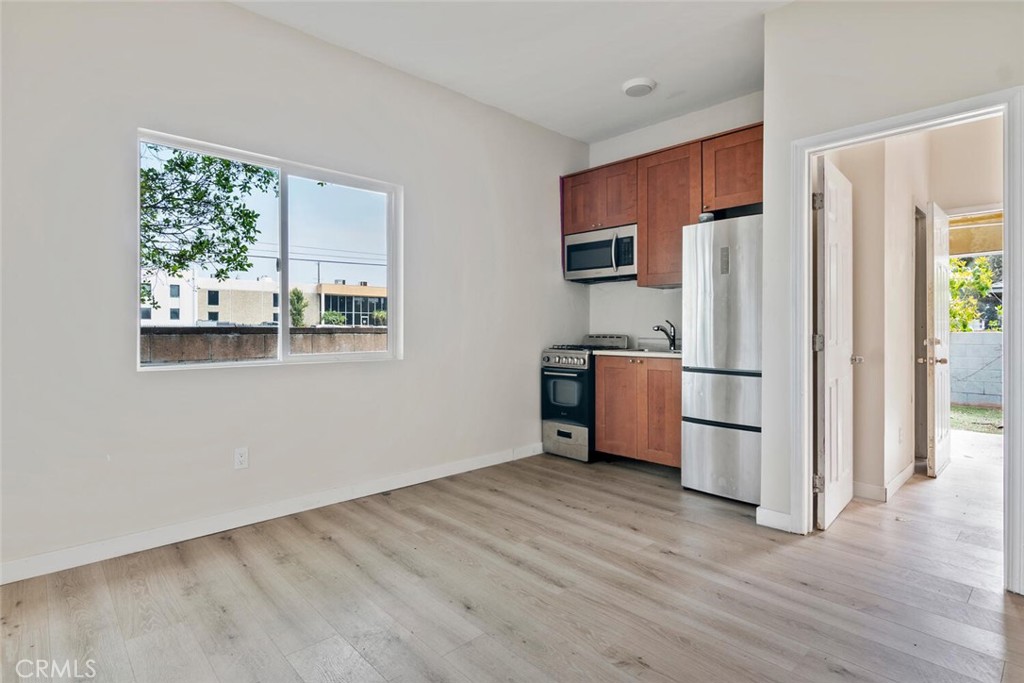 8856 Fullbright Avenue