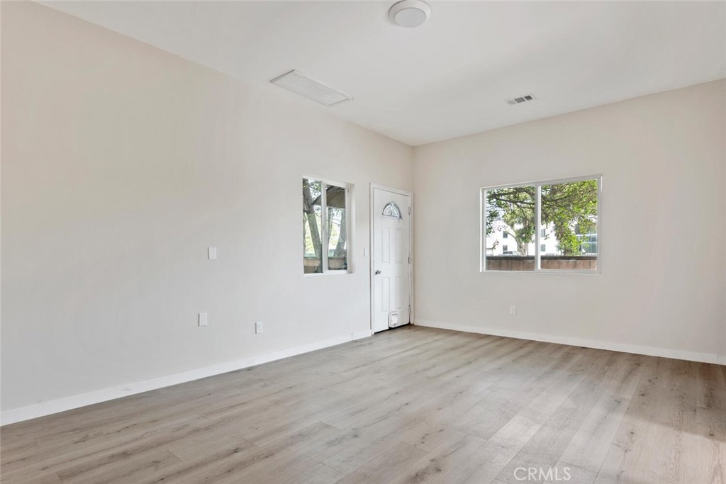 8856 Fullbright Avenue