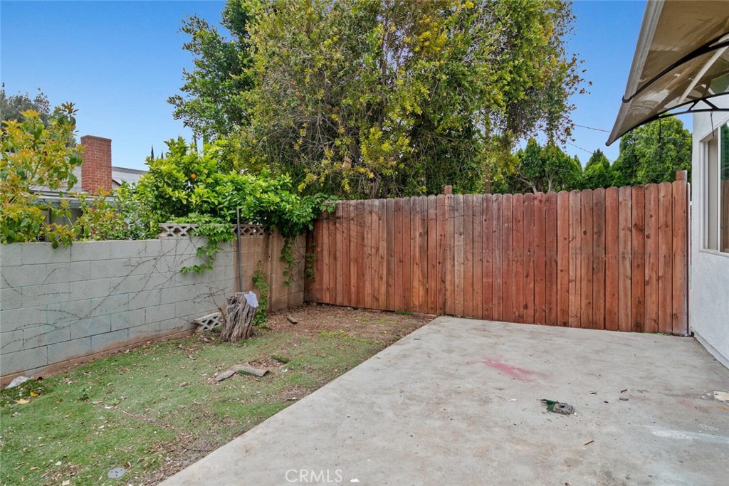 8856 Fullbright Avenue