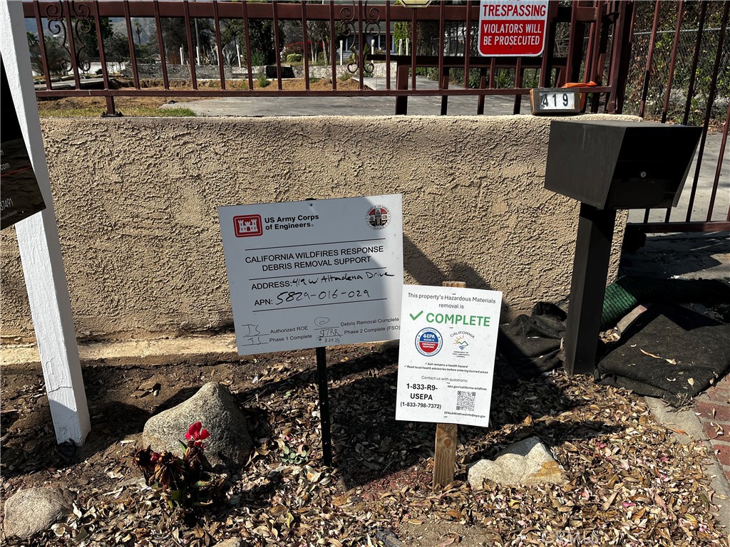 419 W Altadena Drive