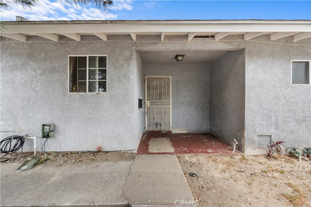 1571 E Olive Street