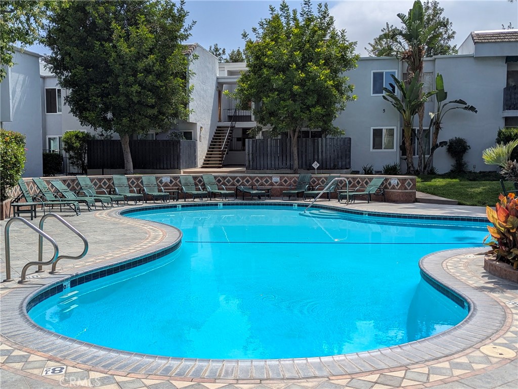 18645 Hatteras Street 250