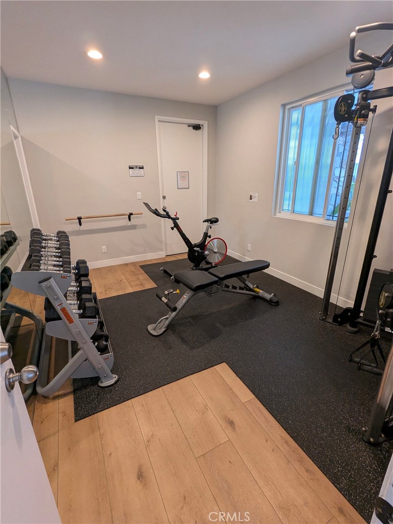 18645 Hatteras Street 250