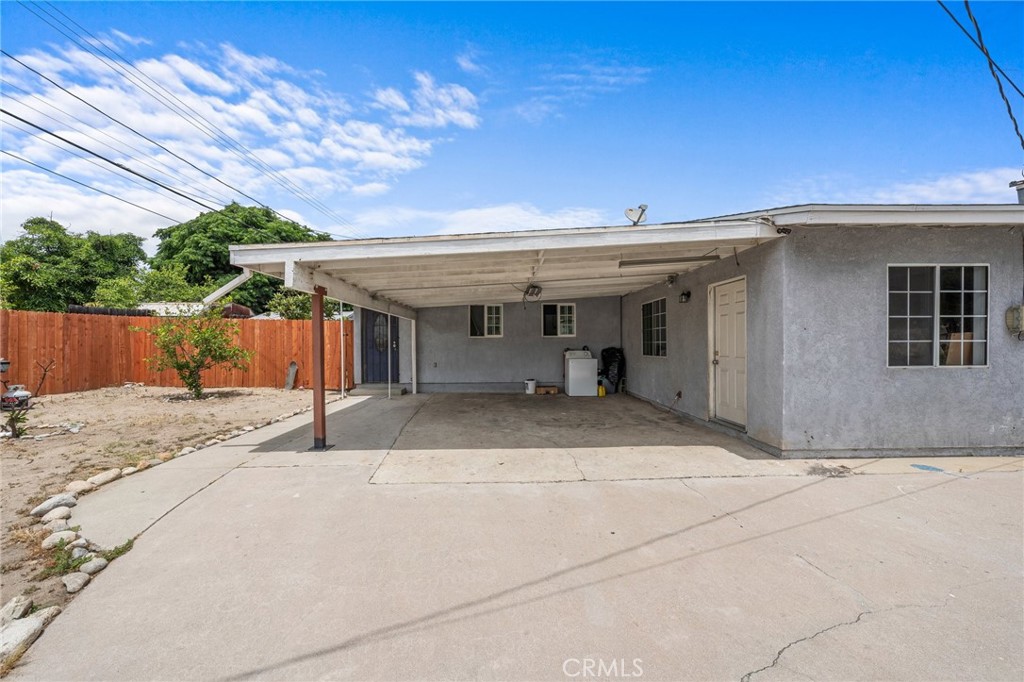 1571 E Olive Street