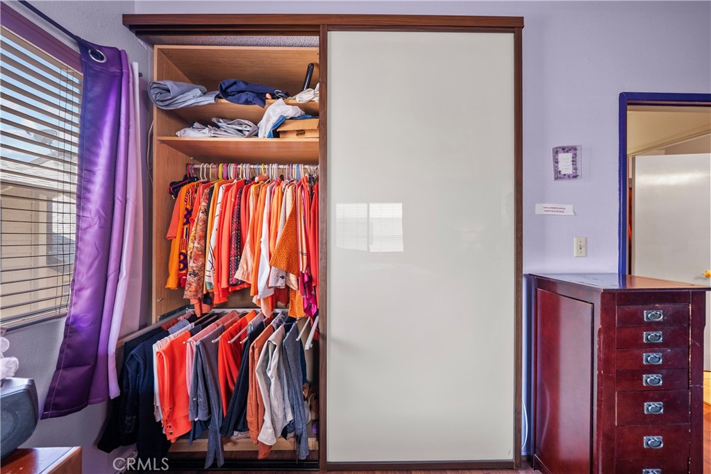 630 W Queen Street 10