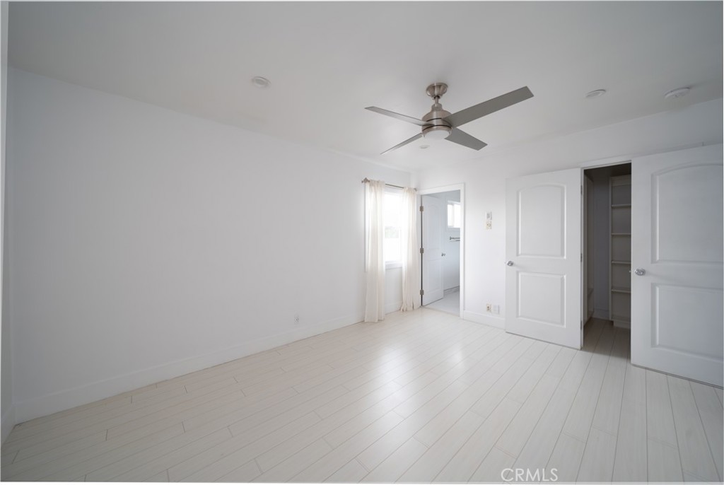 22149 Victory Boulevard