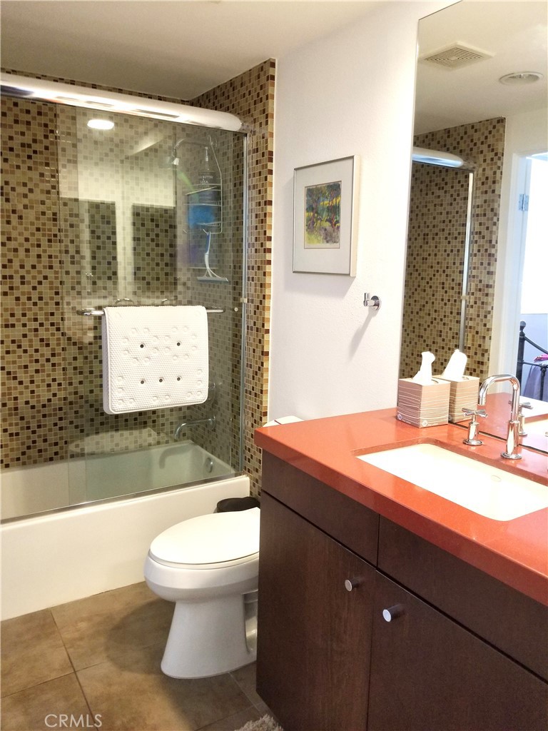 850 E Palm Canyon dr 203