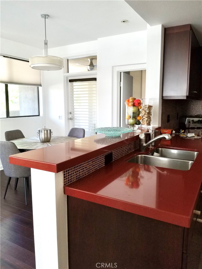 850 E Palm Canyon dr 203