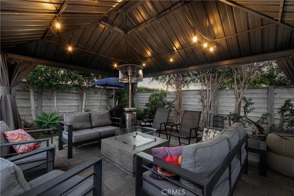 16264 Kalisher Street