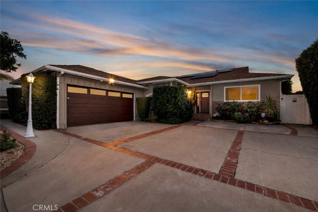 16264 Kalisher Street