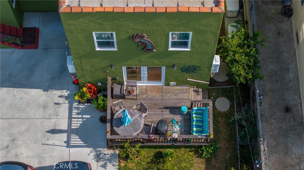 1245 S Hudson